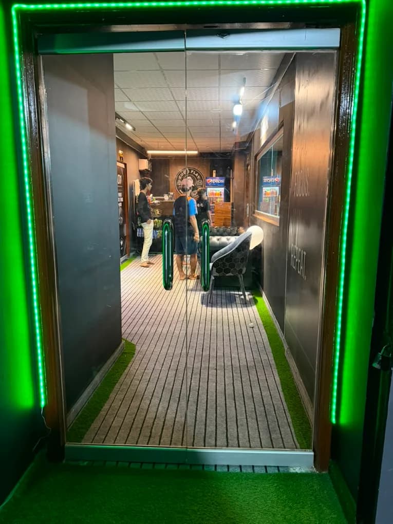 ZeroOne Cue and Play Venue Entrance with Green LED Framing